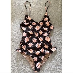 ACACIA Florence one piece in Aloha black